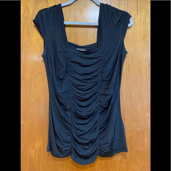 bebe Tops - Bebe Ruched Black Top